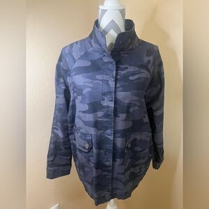 Democracy Women's Black and  Gray Camouflage Utility Jacket